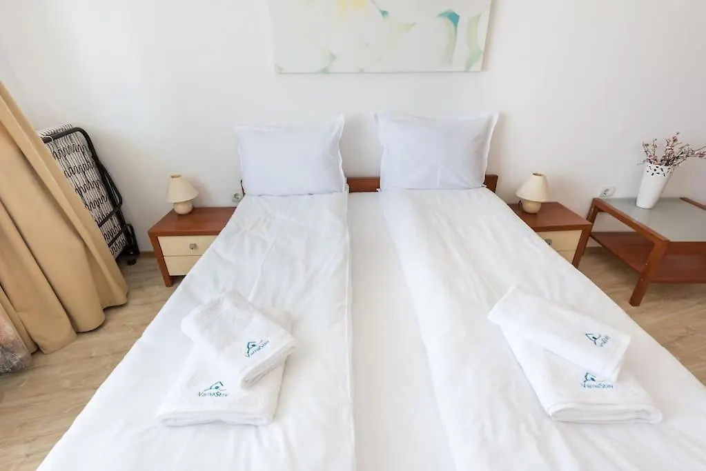Lighthouse Apartment Varna