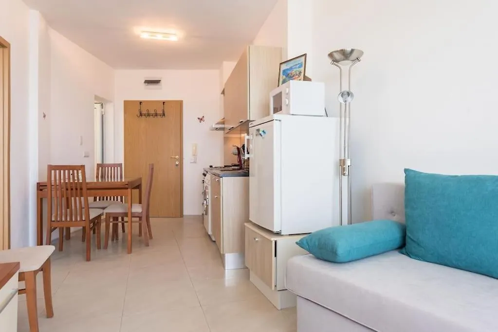 Lighthouse Apartment Varna